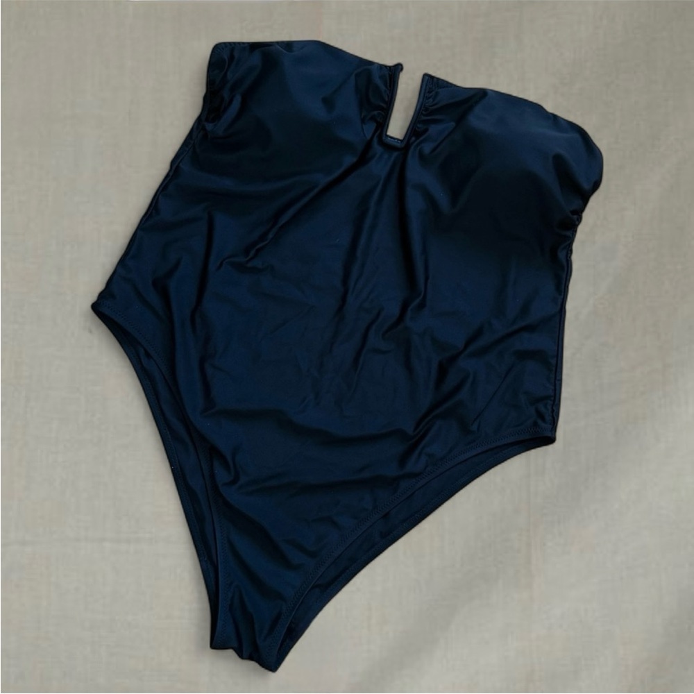 Black H&M one piece bandeau strapless tube top cheeky swimsuit